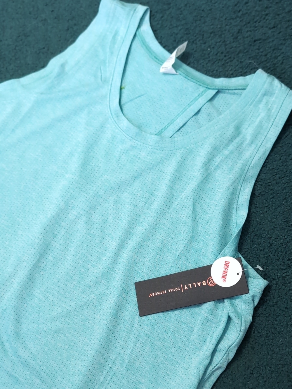 Bally Total Fitness Lightweight Aqua Tank Top